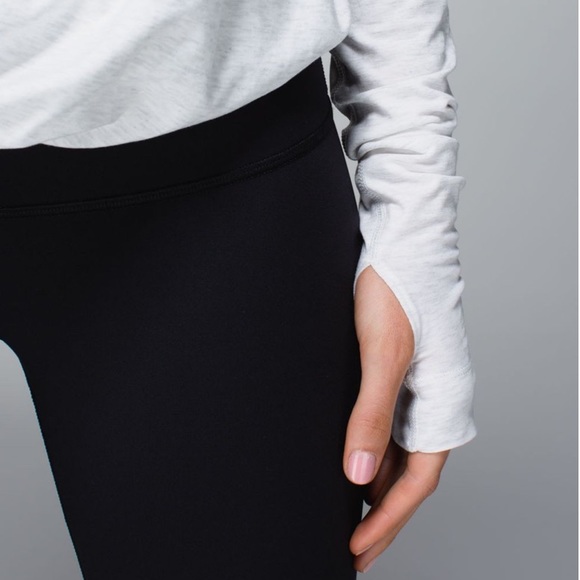 Lululemon Iconic Wrap in Heathered White - Picture 4 of 7